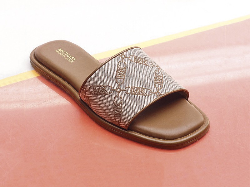 Flat Slides / Sandals