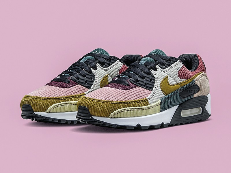 Urban sports sneakers