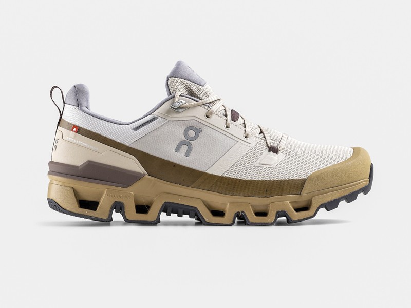 Urban sports sneakers