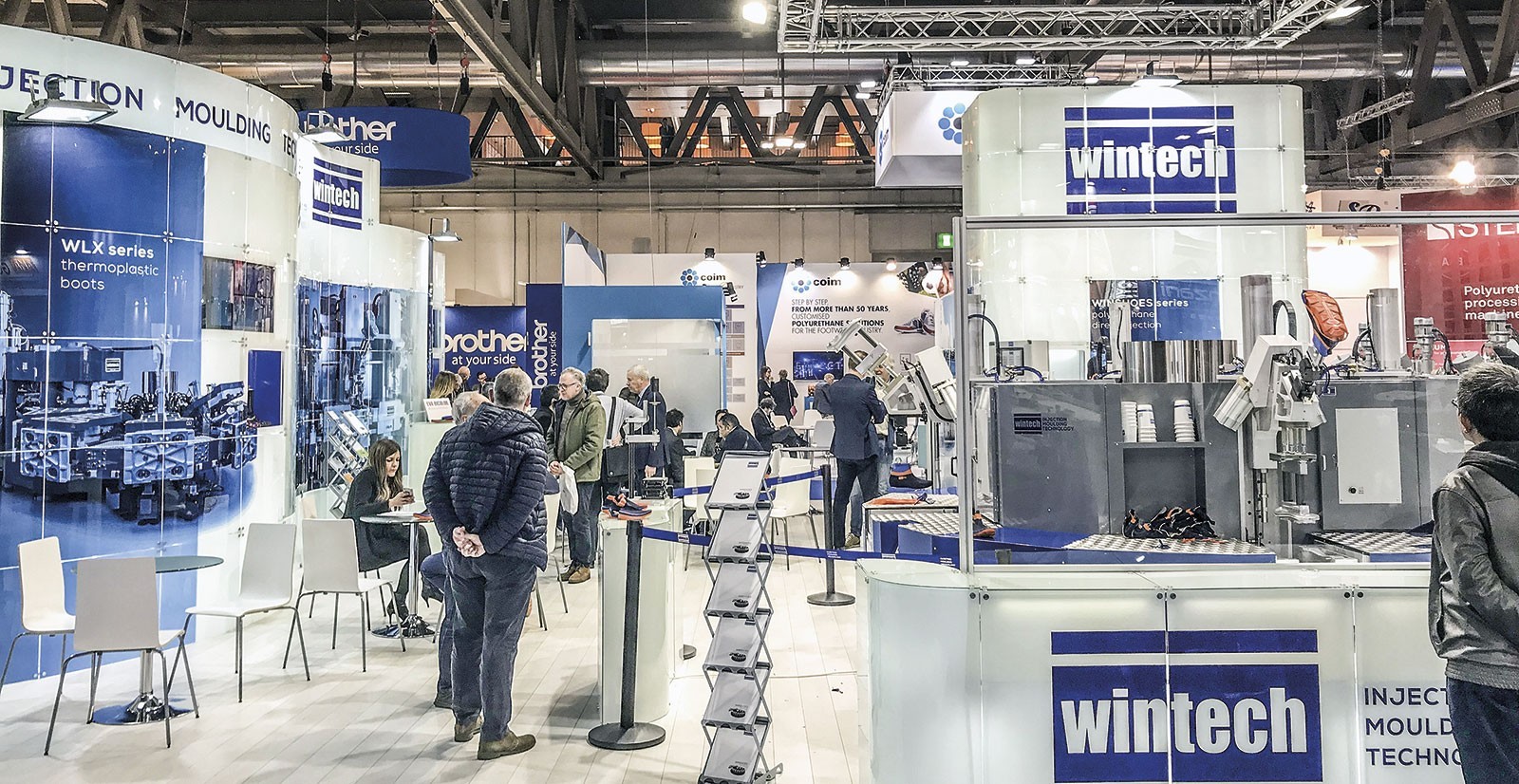 Injectors for EVA soles and footwear: WINTECH consolidates the reliability of Italian technology