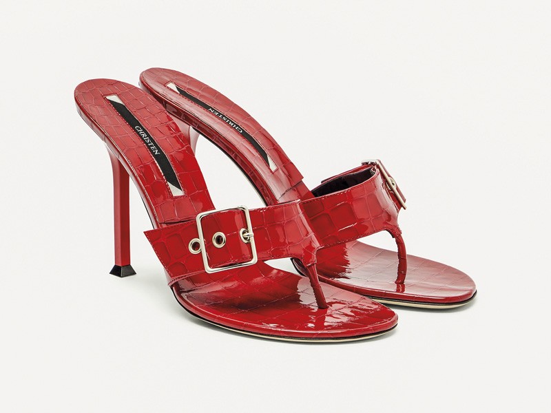 OJOTAS ALTAS CALZADO MUJER TENDENCIA PRIMAVERA VERNAO 2026 2027 SERMA 157P01116162.jpg Ojotas altas elevan tiras mínimas con tacos precisos