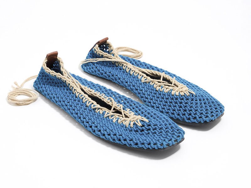 Lace-up ballerinas